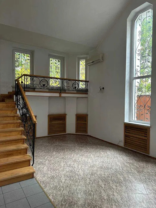 Аренда дома 380 м², Ольшанская ул.