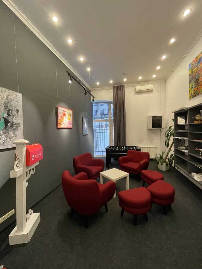 Оренда офісу 1543 м², Добровоільницьких батальонів вул., 1