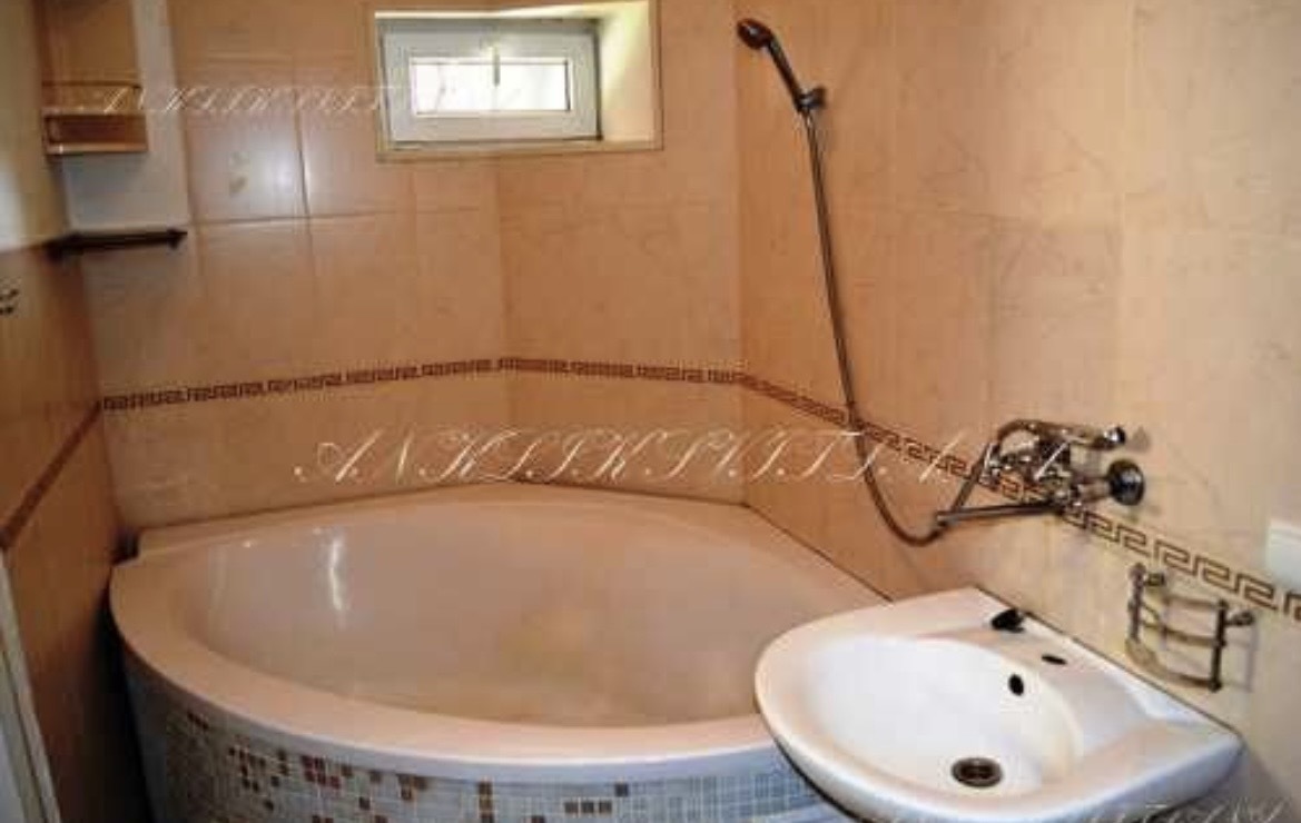 Оренда будинку 220 м²