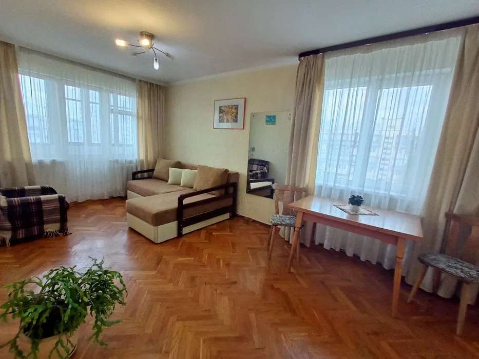 Аренда 3-комнатной квартиры 75 м², Ивана Миколайчука ул., 19/1