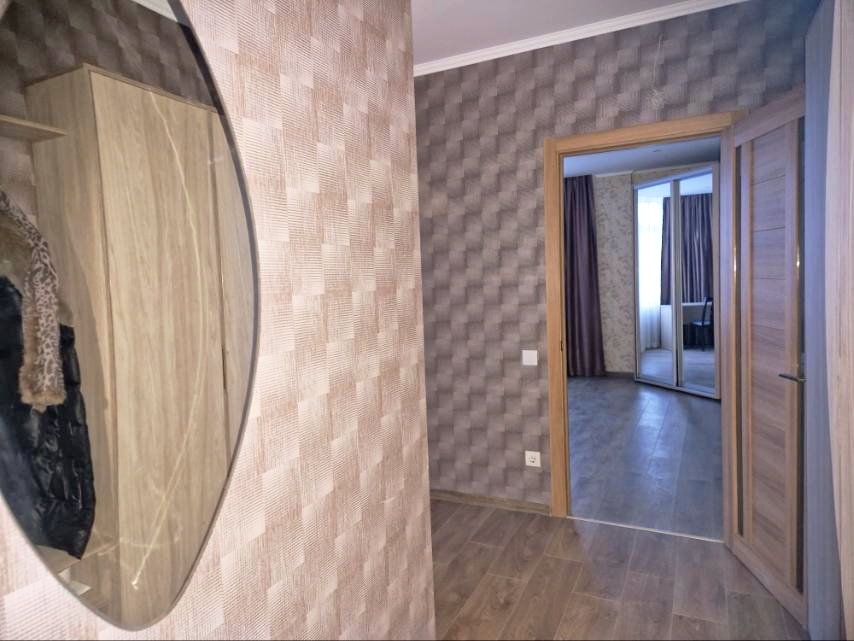 Оренда 1-кімнатної квартири 45 м², Середня вул., 24 К3