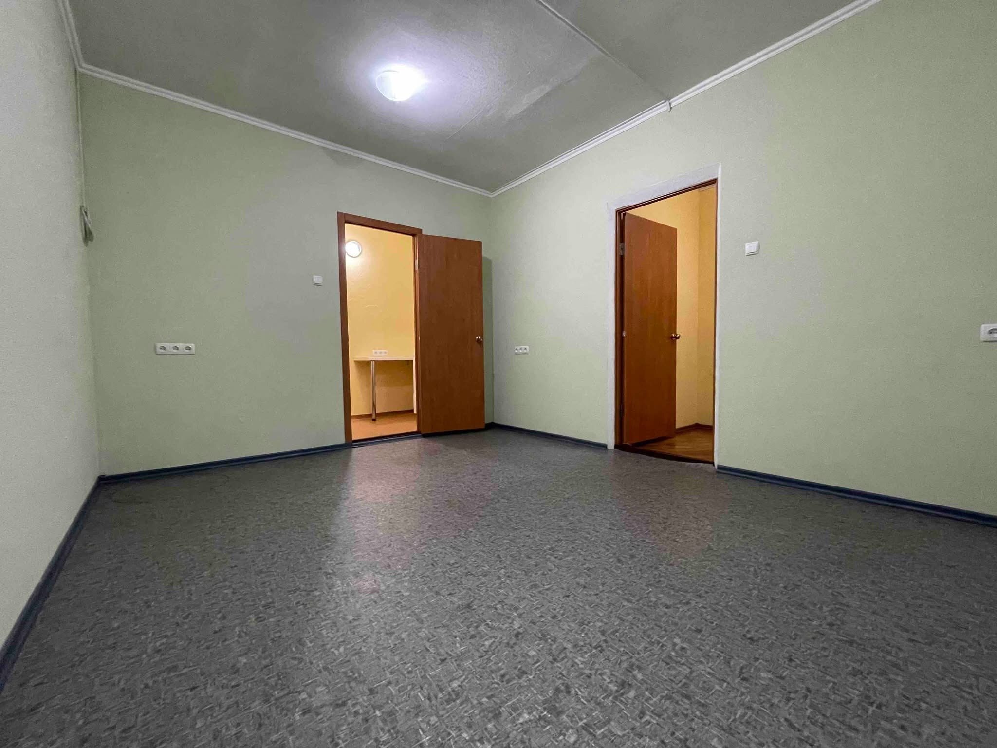 Продаж приміщення вільного призначення 28 м², Мандриківська вул., 134