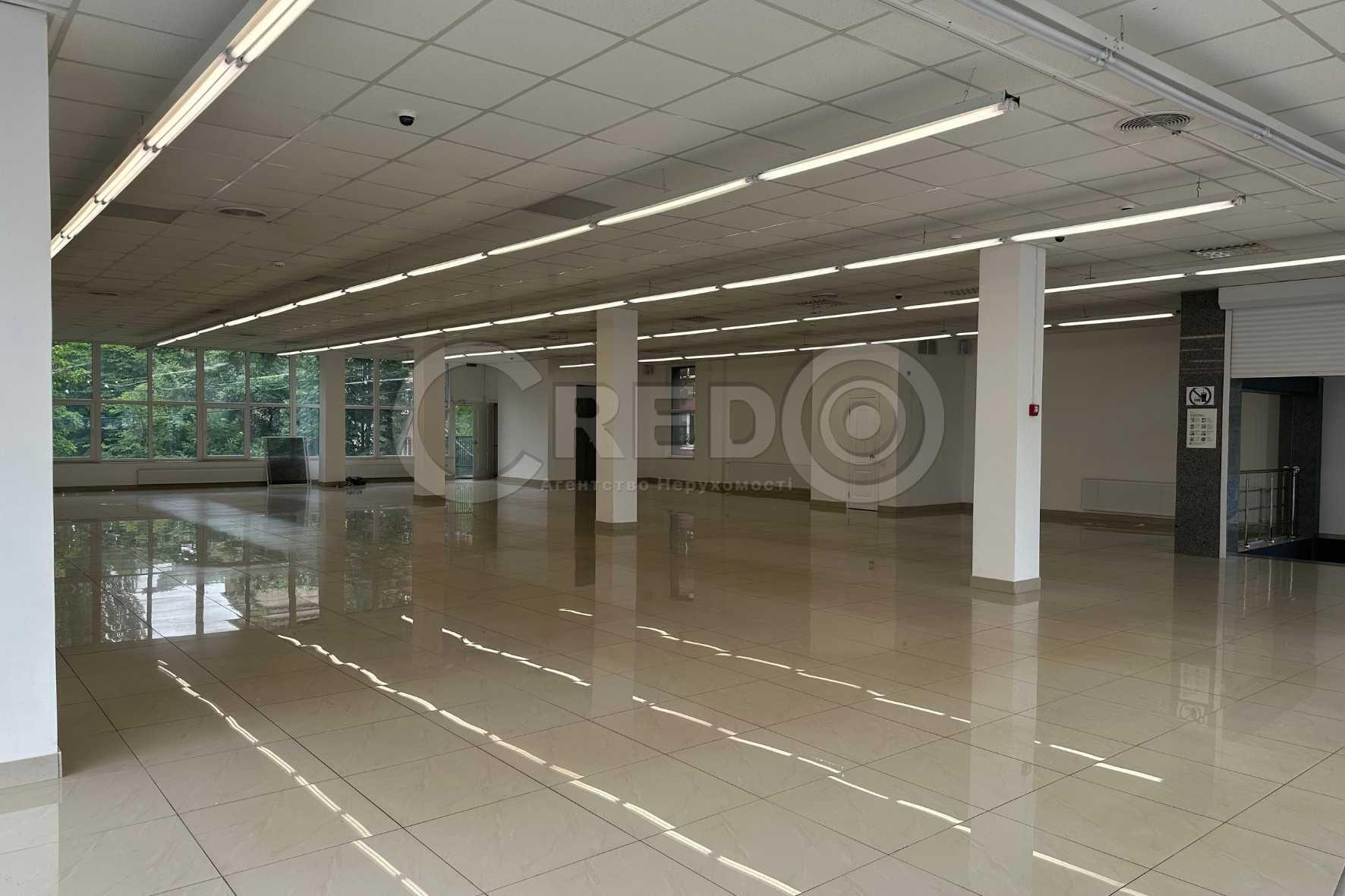 Аренда магазина 450 м², Металлургов просп.