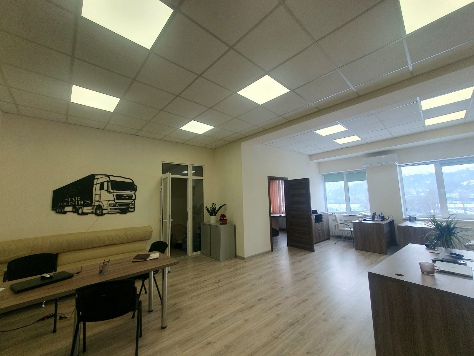 Аренда офиса 81 м², Константиновская ул.