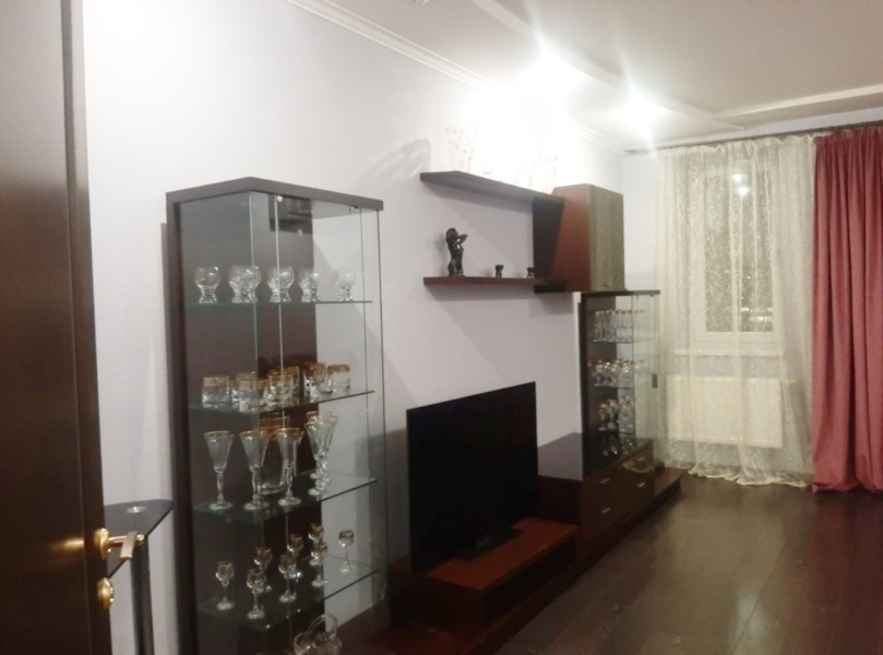 Аренда 2-комнатной квартиры 86 м², Голосеевская ул., 13