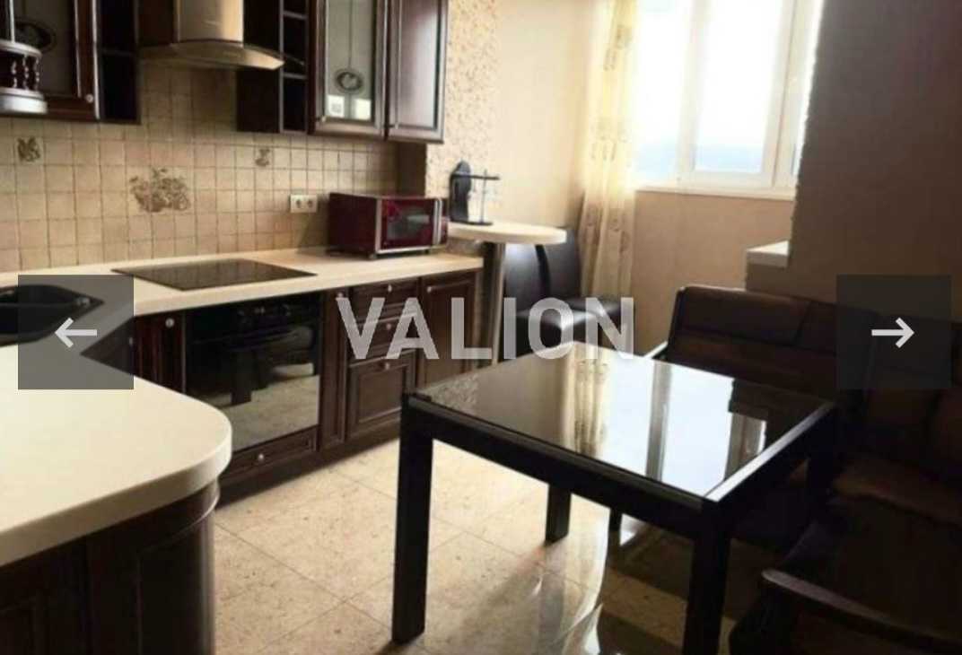 Продажа 2-комнатной квартиры 56 м², Генерала Наумова ул., 66