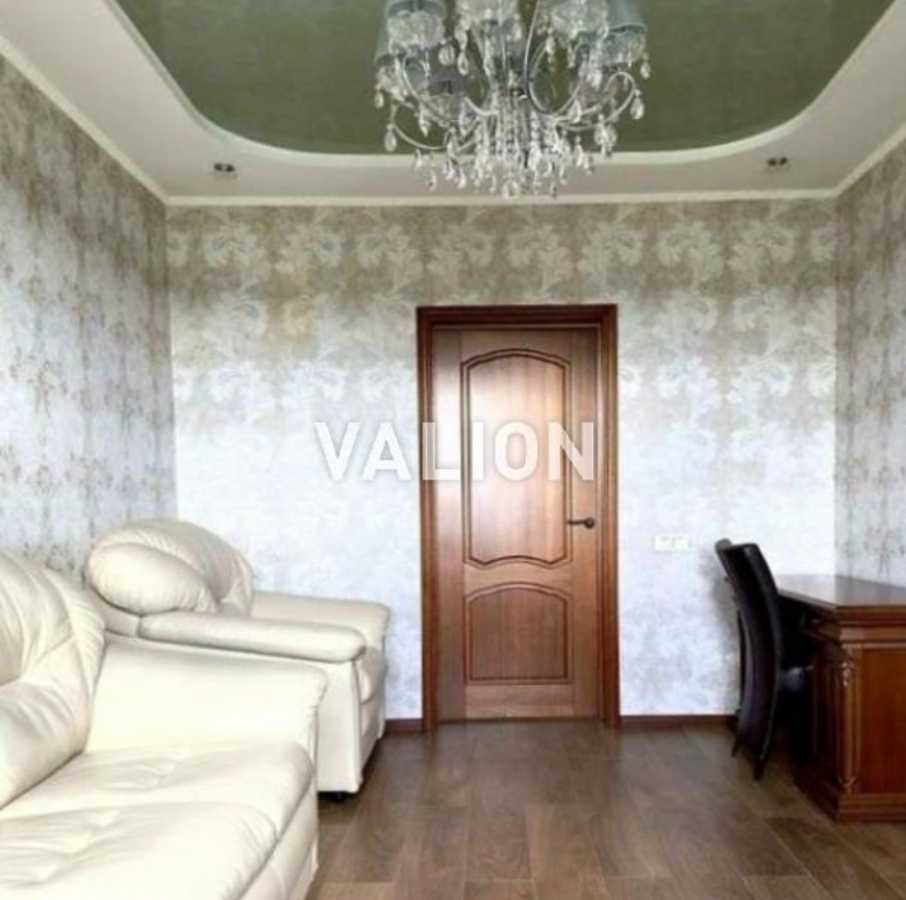 Продажа 2-комнатной квартиры 56 м², Генерала Наумова ул., 66