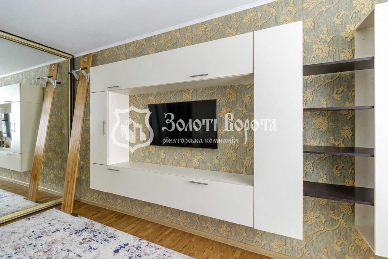 Продажа 2-комнатной квартиры 47 м², Академика Булаховского ул., 42/43