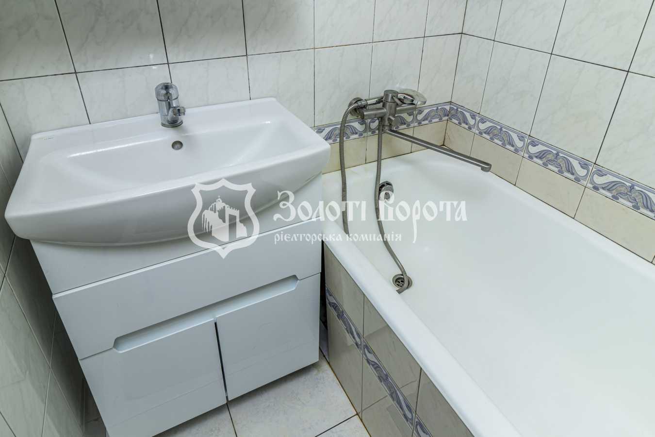 Продажа 2-комнатной квартиры 47 м², Академика Булаховского ул., 42/43