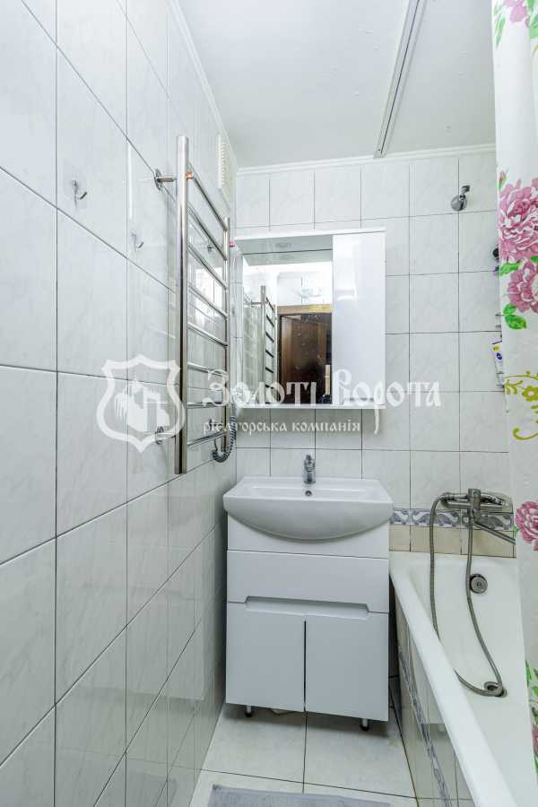 Продажа 2-комнатной квартиры 47 м², Академика Булаховского ул., 42/43