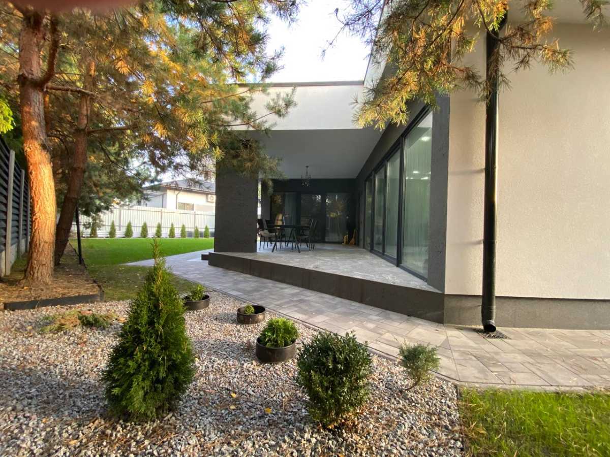 Продажа коттеджа 200 м², Юности ул., 15в