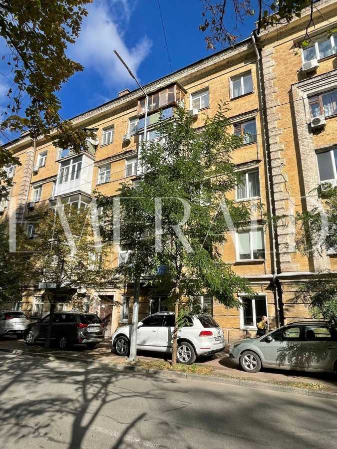 Продажа 3-комнатной квартиры 94 м², Митрофана Довнар-Запольского ул., 4