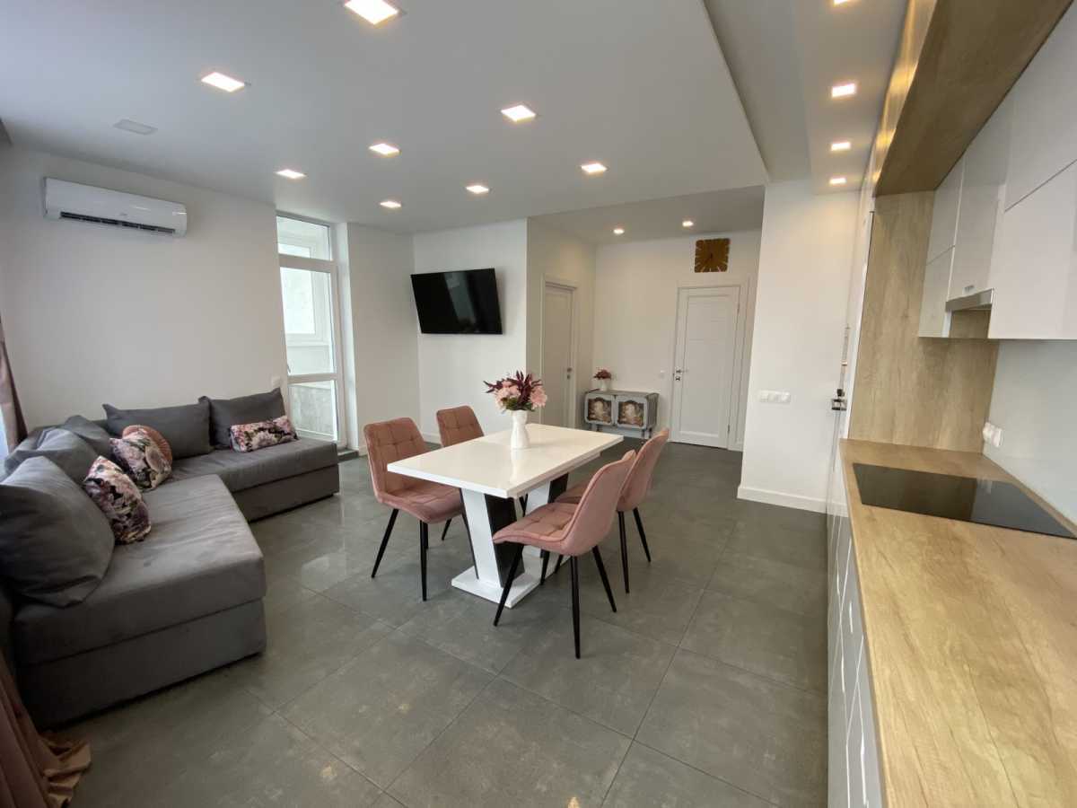 Продажа 4-комнатной квартиры 122 м², Харьковское шоссе, 188