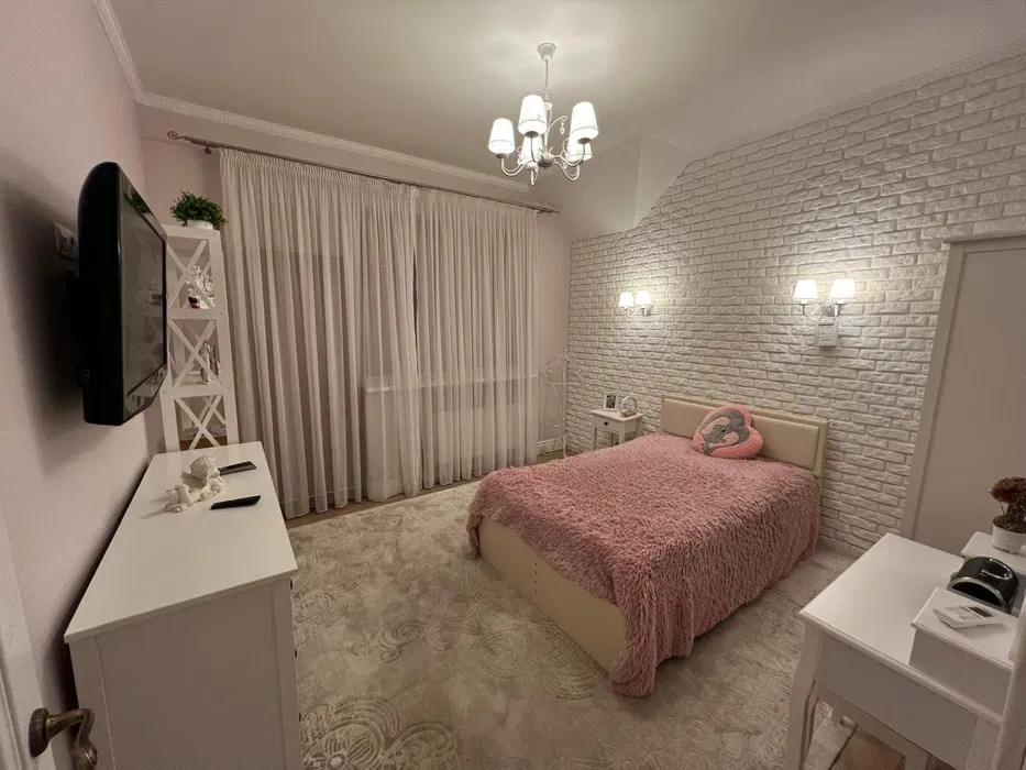 Аренда коттеджа 178 м²