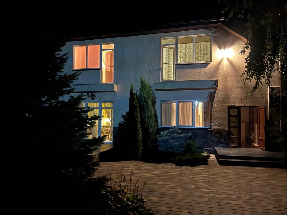 Аренда коттеджа 178 м²