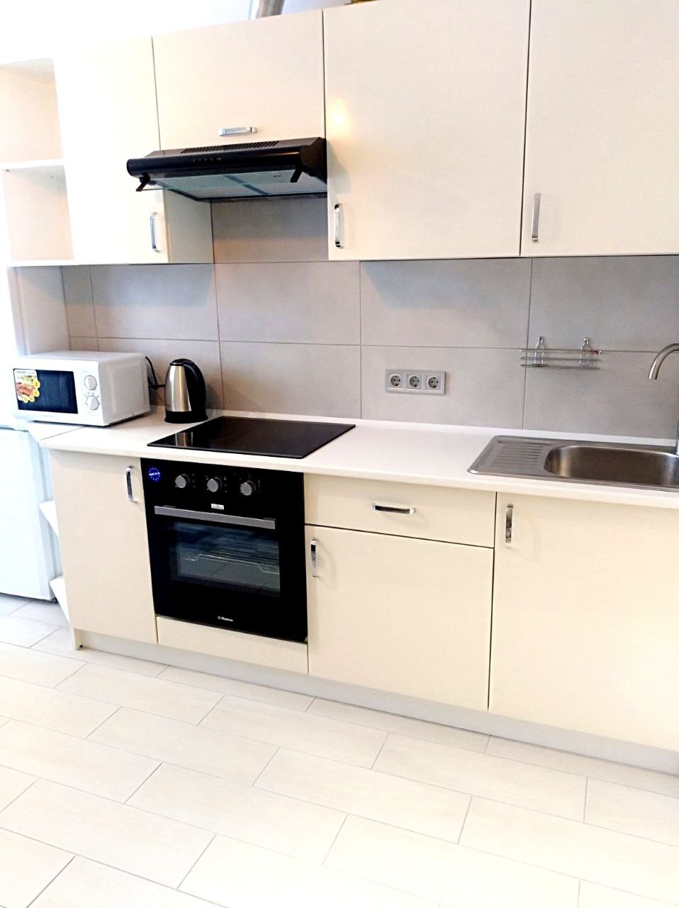 Продаж 1-кімнатної квартири 45 м², Академіка Корольова вул.