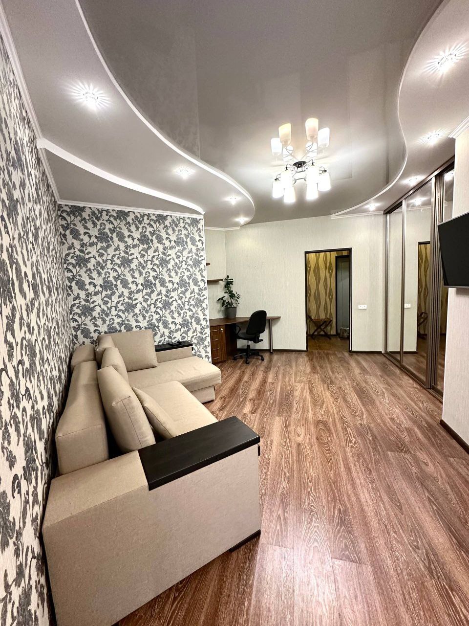 Продажа 2-комнатной квартиры 66 м²