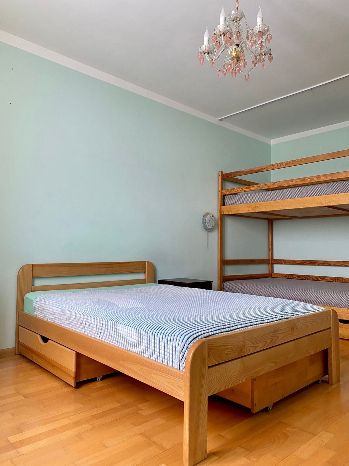 Продажа 1-комнатной квартиры 45 м², Елизаветы Чавдар ул., 7