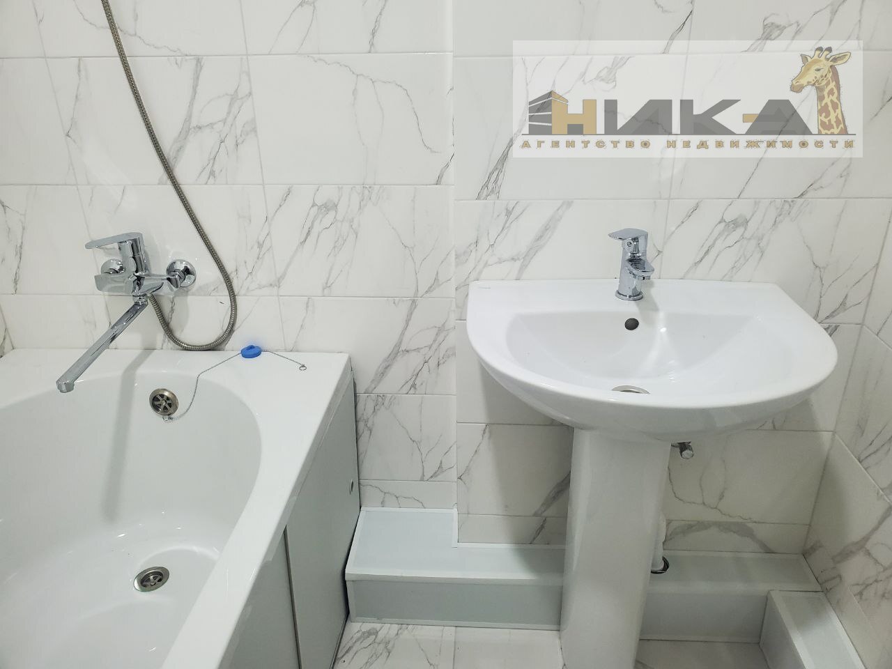 Продажа 3-комнатной квартиры 74 м², Якова Новицкого ул.