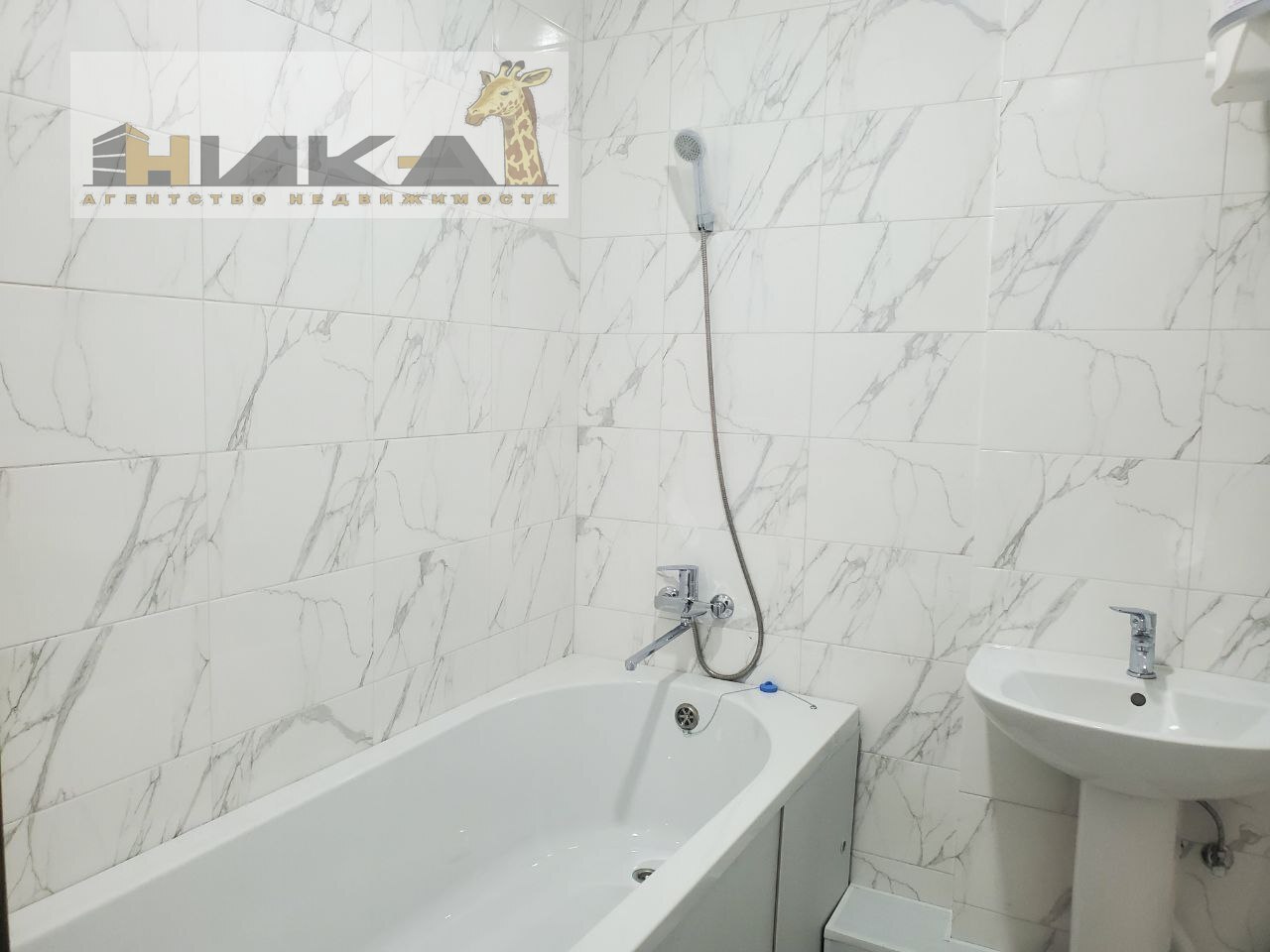 Продажа 3-комнатной квартиры 74 м², Якова Новицкого ул.