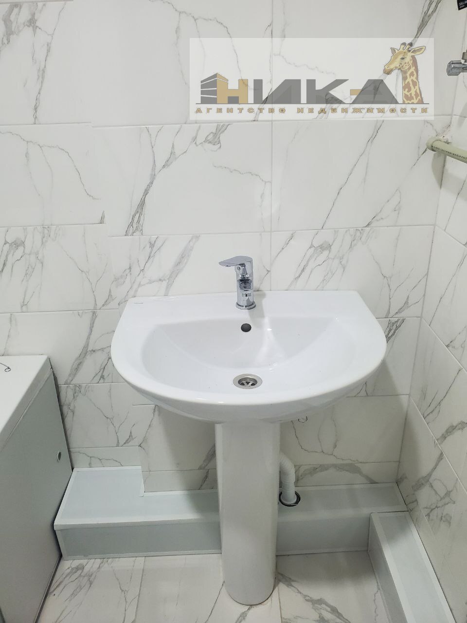 Продажа 3-комнатной квартиры 74 м², Якова Новицкого ул.