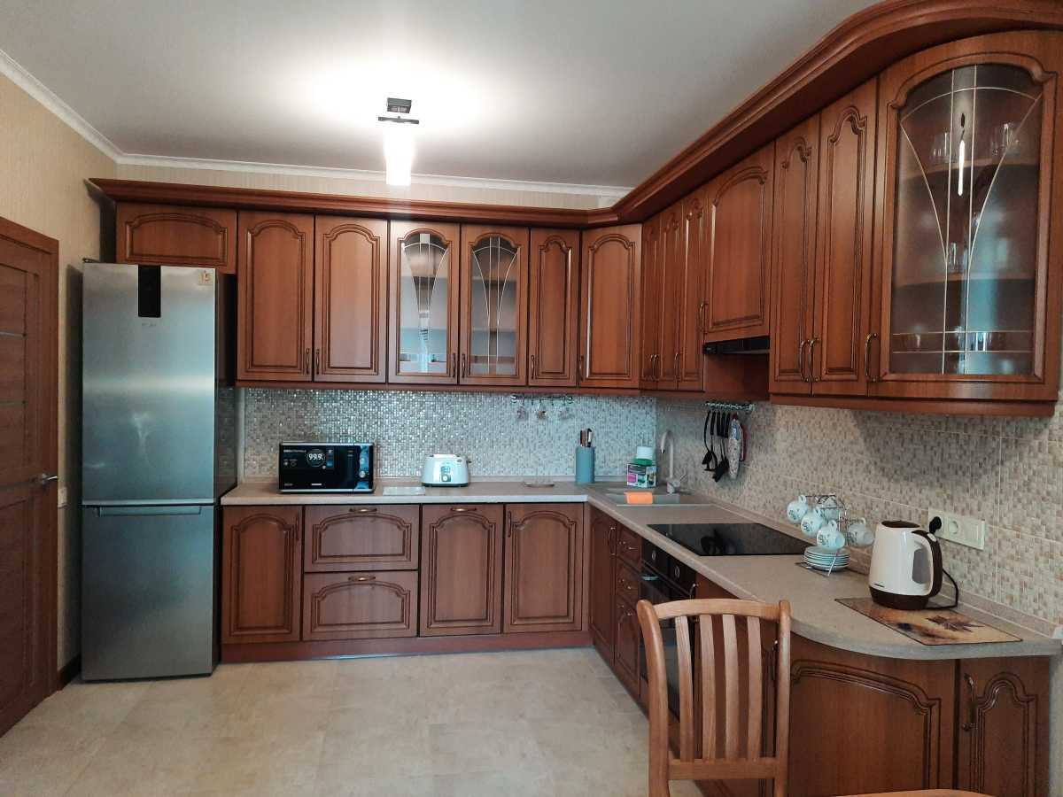 Оренда 2-кімнатної квартири 62 м², Ревуцького вул., 40В