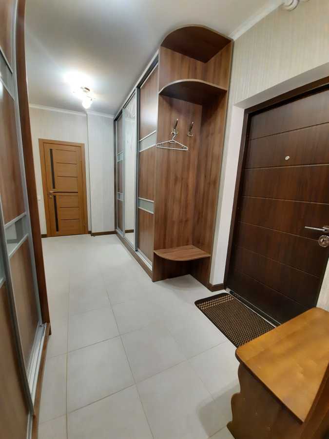 Оренда 2-кімнатної квартири 62 м², Ревуцького вул., 40В
