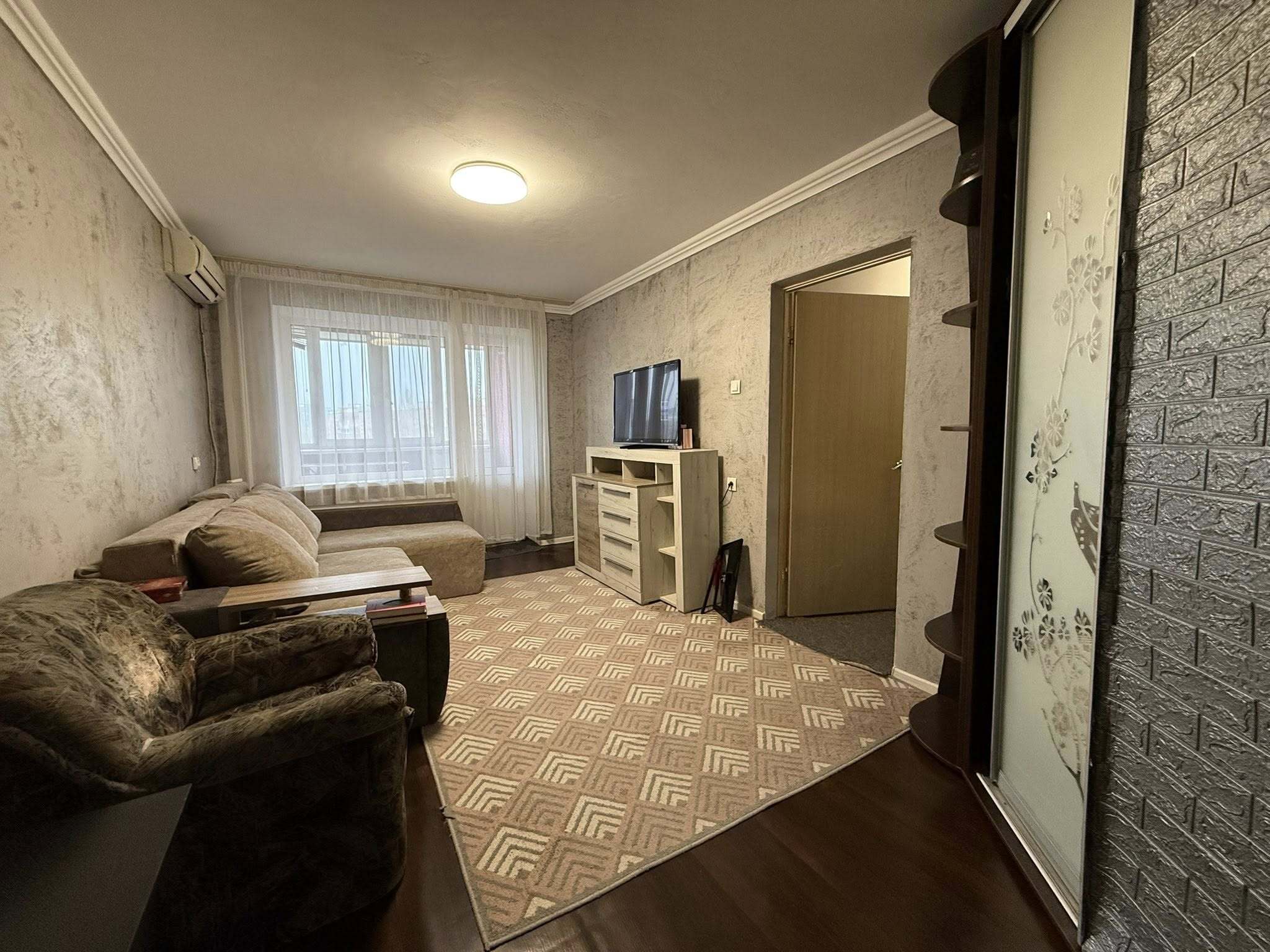 Оренда 2-кімнатної квартири 47 м², Максима Дія вул., 4А