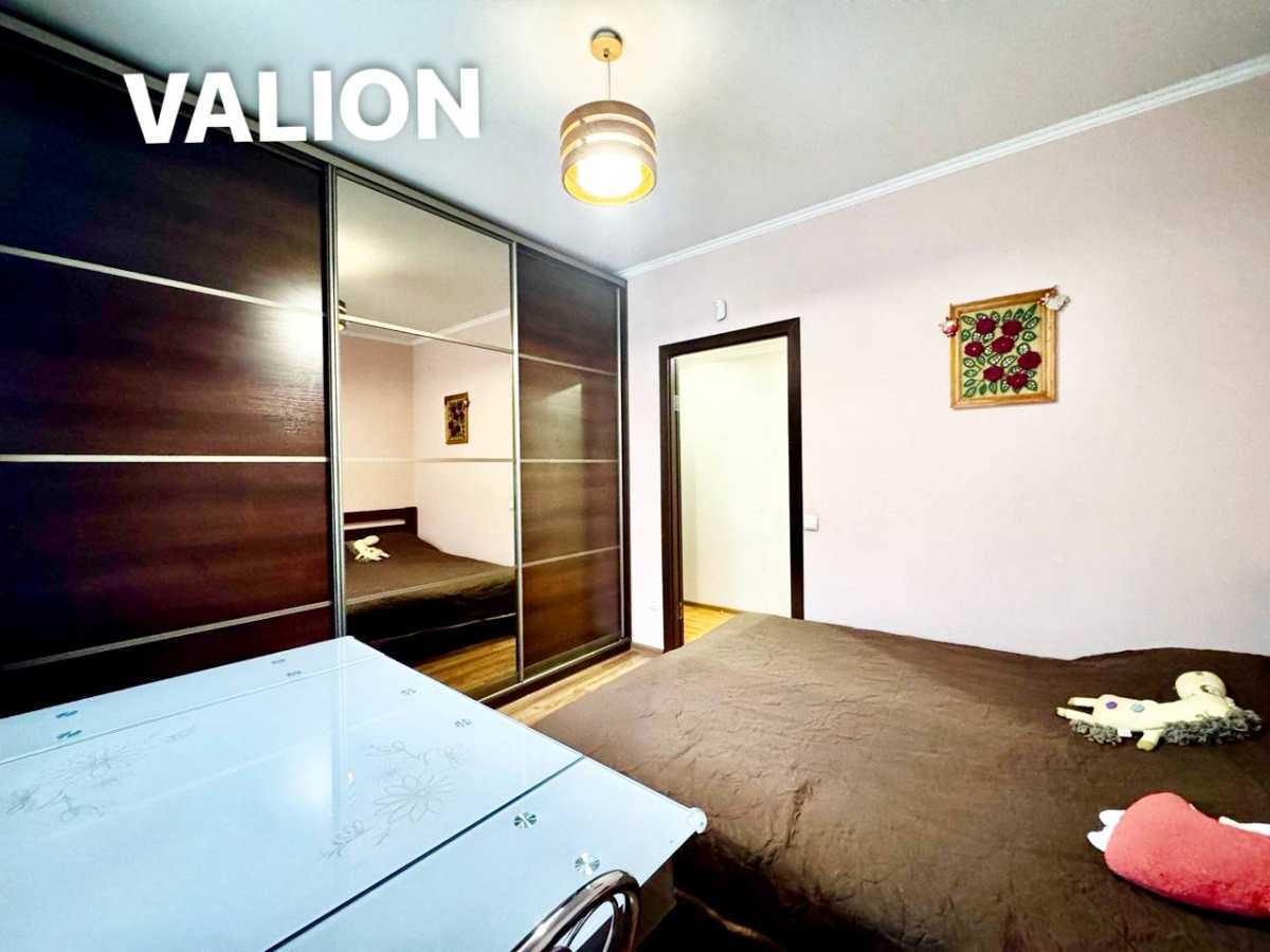 Продаж 2-кімнатної квартири 60 м², Чубинського вул., 6