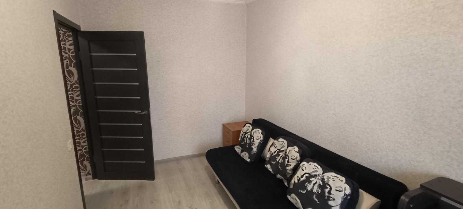 Продажа 2-комнатной квартиры 47.6 м², Одесская ул., 44