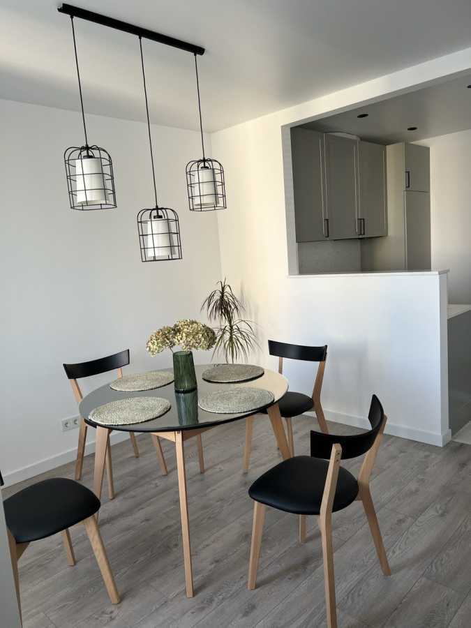 Оренда 2-кімнатної квартири 67 м², Івана Крамського вул., 9