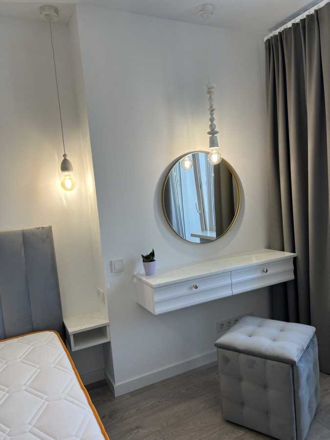 Оренда 2-кімнатної квартири 67 м², Івана Крамського вул., 9