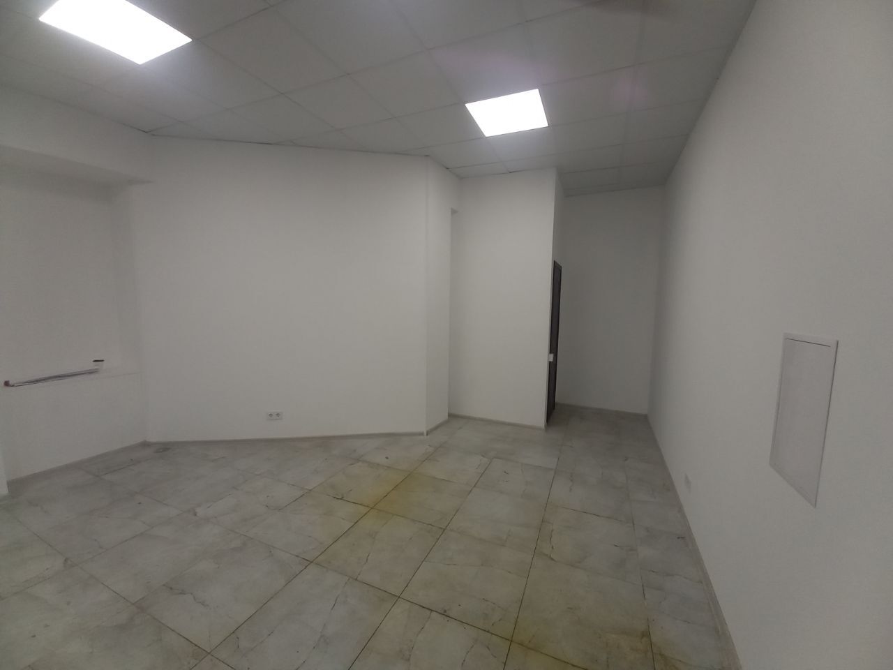 Аренда коммерции 24 м², Василия Чапленко ул., 3