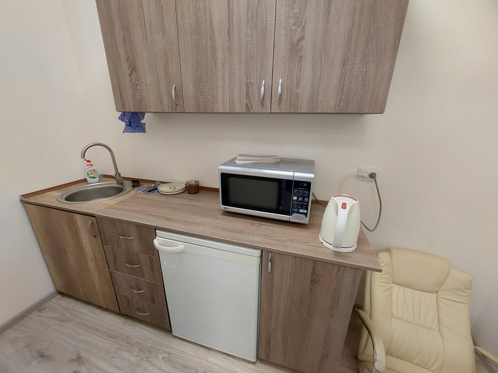 Оренда офісу 81 м², Костянтинівська вул., 75