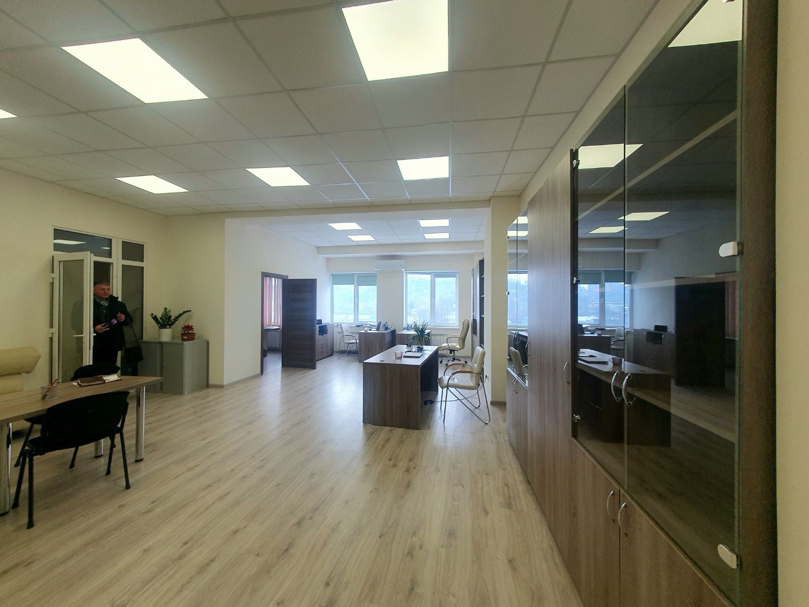 Оренда офісу 81 м², Костянтинівська вул., 75