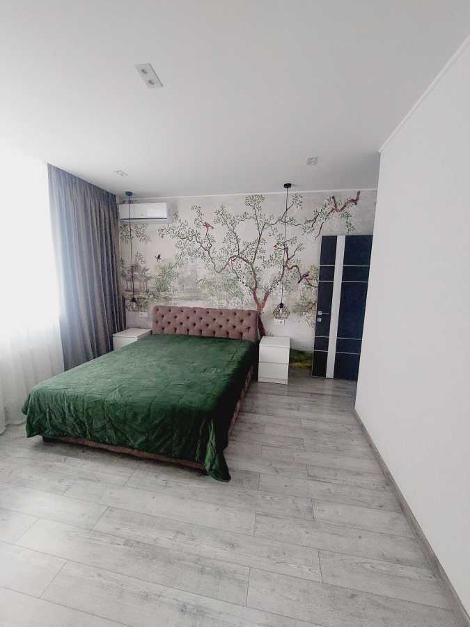 Аренда 2-комнатной квартиры 68 м², Европейская пл., Союза, 41Г