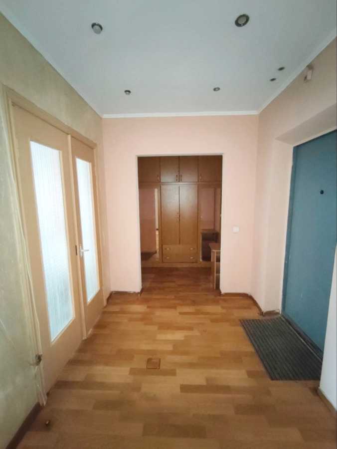Продажа 1-комнатной квартиры 50 м², Машиностроителей ул., 17А