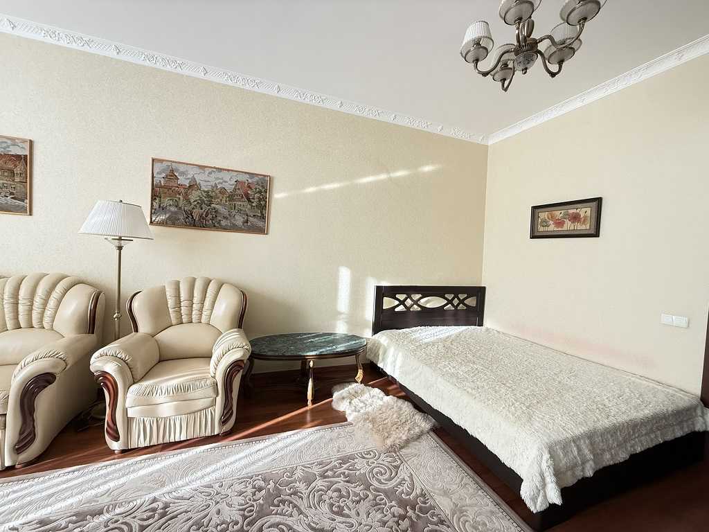 Аренда 1-комнатной квартиры 62 м², Парково-Сырецкая ул., 4В