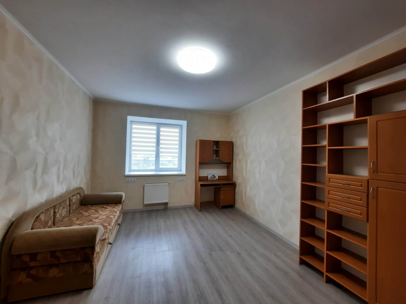 Оренда 1-кімнатної квартири 42 м², Привокзальна вул.