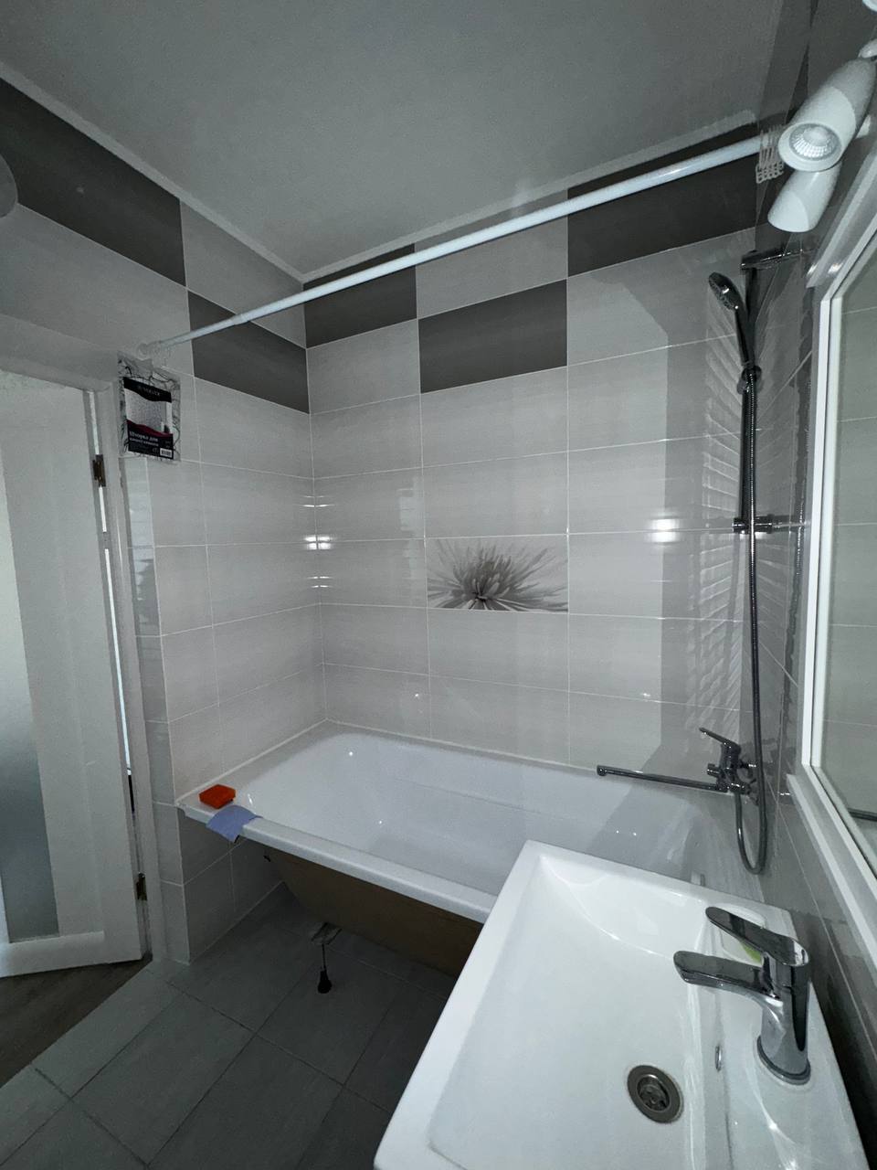 Оренда 1-кімнатної квартири 42 м², Привокзальна вул.