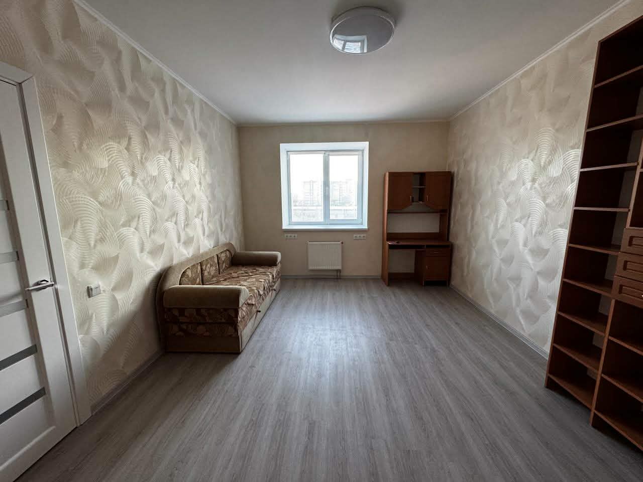 Оренда 1-кімнатної квартири 42 м², Привокзальна вул.