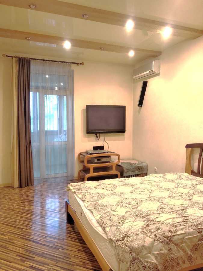 Оренда 2-кімнатної квартири 83 м², Щекавицька вул., 30/39