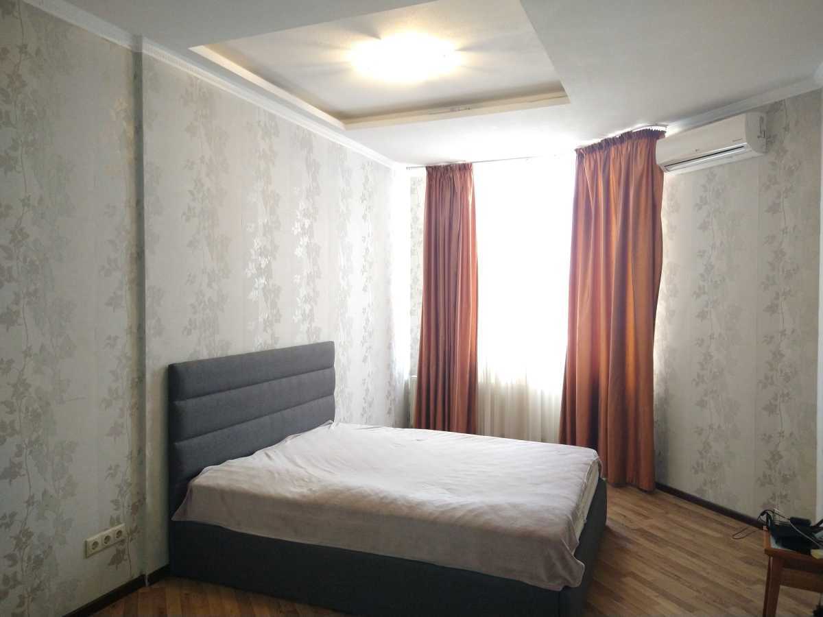 Аренда 3-комнатной квартиры 105 м², Кирилловская ул.