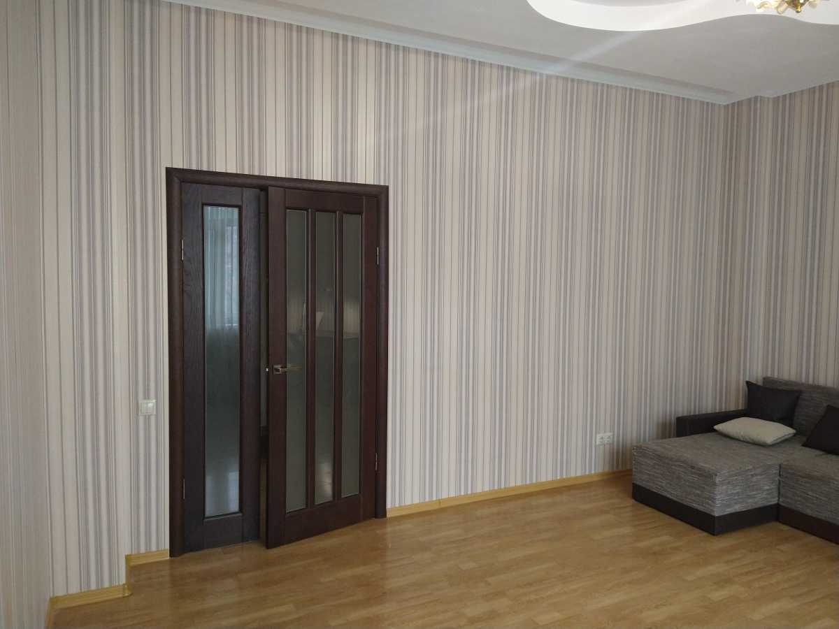 Аренда 3-комнатной квартиры 105 м², Кирилловская ул.