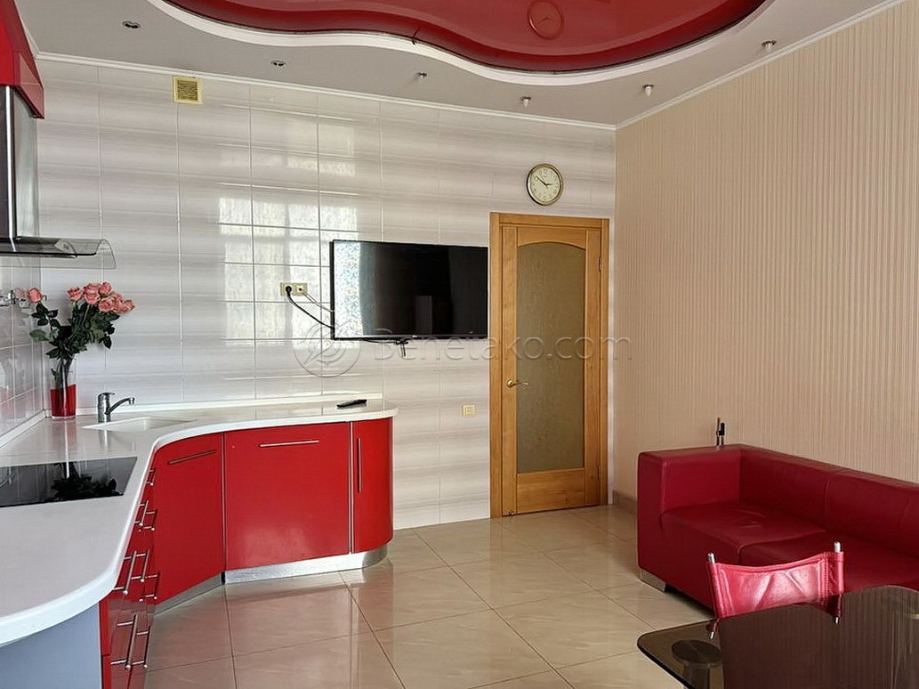 Аренда 3-комнатной квартиры 74 м², Французский бул., бул.22/2