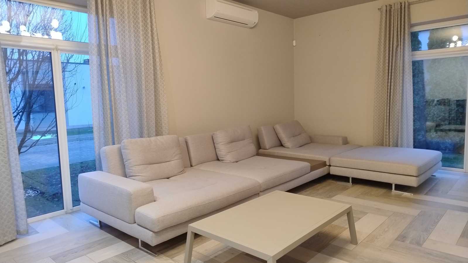 Продажа дома 160 м², Привітна, 114