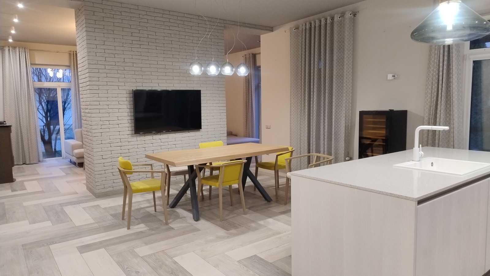 Продажа дома 160 м², Привітна, 114