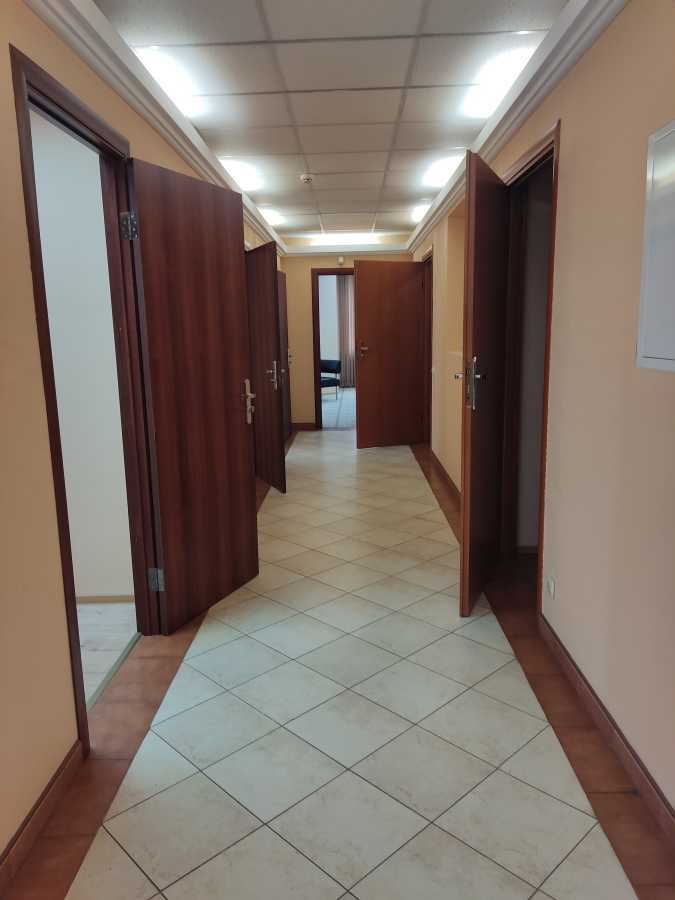 Оренда офісу 183 м², Академіка Палладіна просп., 18/30