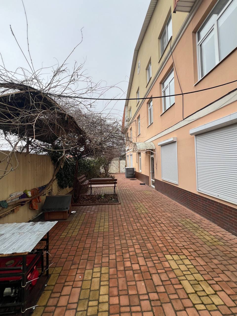 Продажа отдельно стоящего здания 672.4 м², Левитана ул., 101