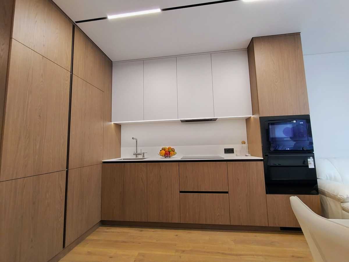 Продажа 2-комнатной квартиры 61 м², Александра Олеся ул., 5